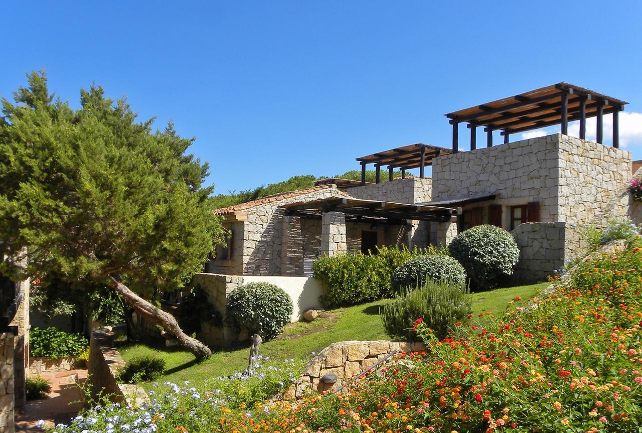 Hotel Porto Piccolo Baja Sardinia Exteriör bild