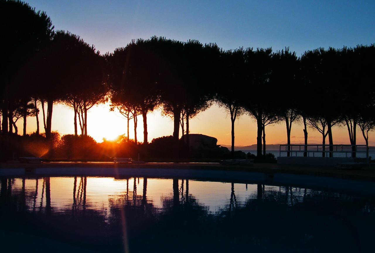 Hotel Porto Piccolo Baja Sardinia Exteriör bild